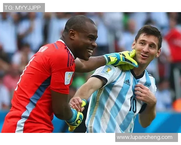 五大联赛球员与明星传绯闻内幕曝光 娱乐圈与足球圈关系紧密引发热议